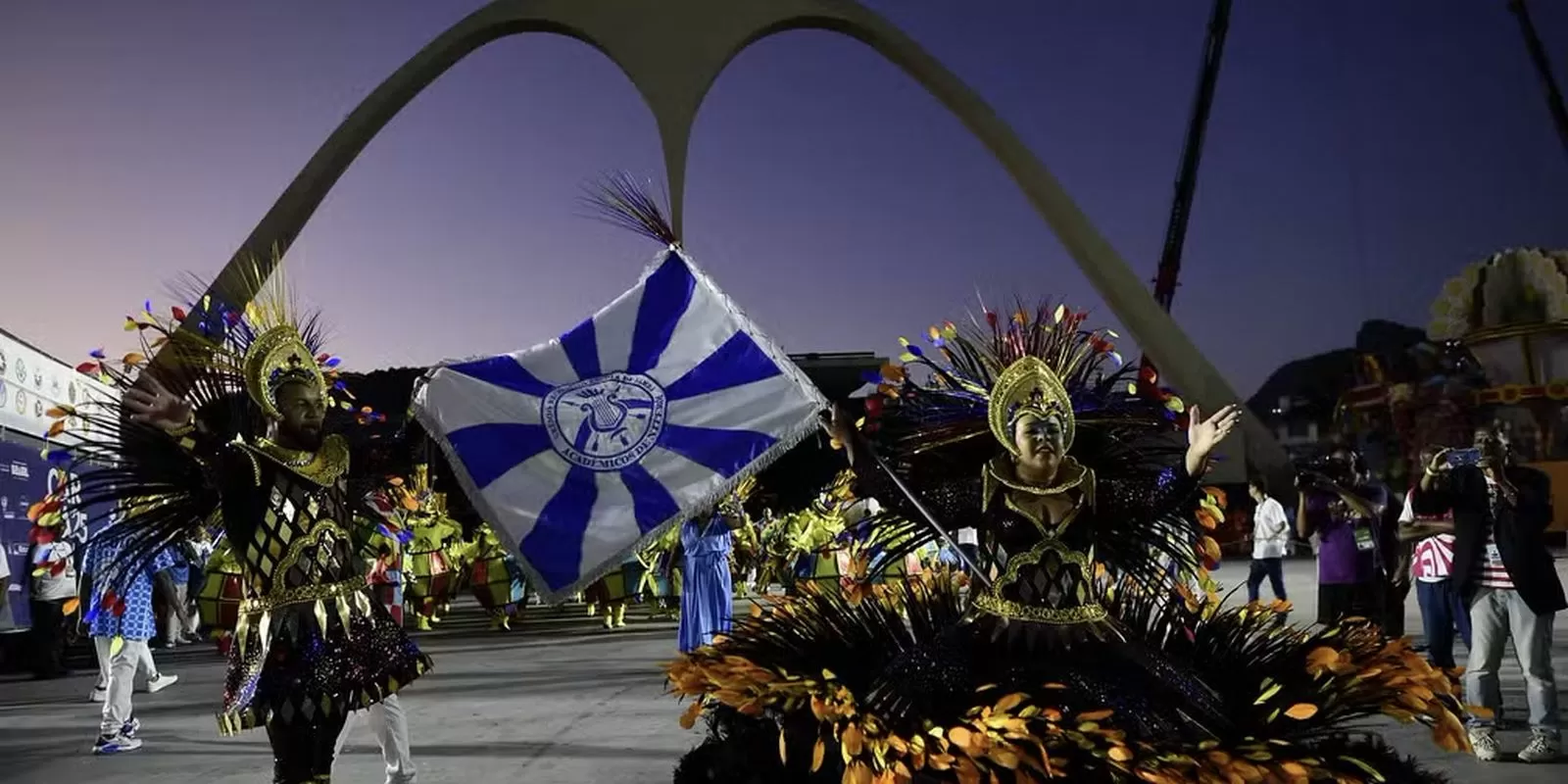 Desfiles de escolas de samba do RJ são declarados Patrimônio do Estado