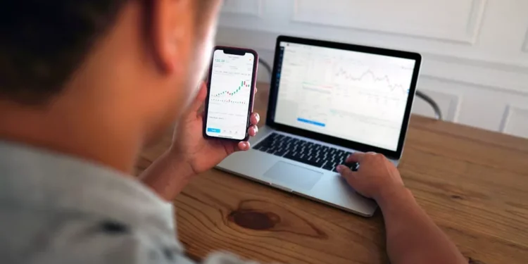 “Desmistificando as Finanças: Como Gerenciar seu Dinheiro com Confiança”