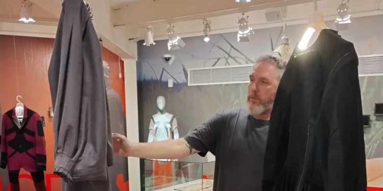 Alexandre Herchcovitch: 30 anos de carreira com exposição de moda e além