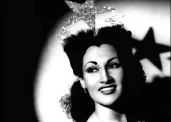 Conheça Zaquia Jorge, vedete centenária, que ganha biografia