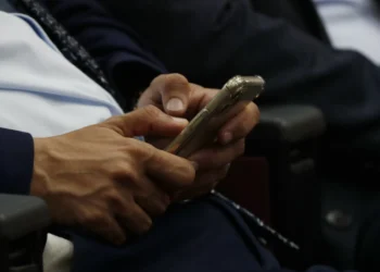 Mensagens fraudulentas com propostas de trabalho preocupam operadoras