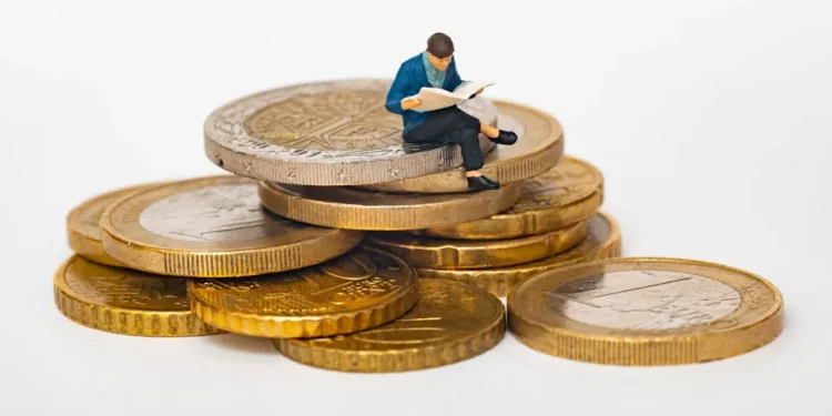 “Desmistificando as Finanças: Orientação e Transformação”