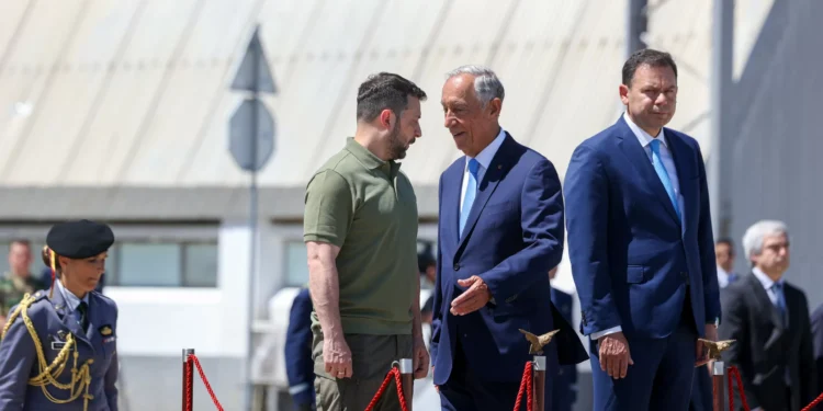 Zelensky terminou em Lisboa périplo focado em ajuda e Cimeira de Paz