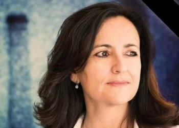 Ministra da Cultura vai ser ouvida sobre devolução de arte a ex-colónias