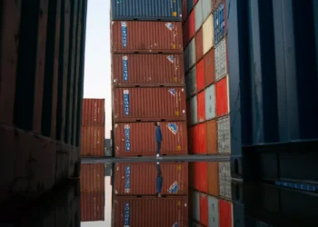 “A importância da economia na sociedade”