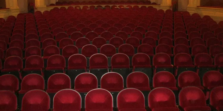 Teatro de Marionetas do Porto leva a palco tragédia de ‘Orfeu e Eurídice’