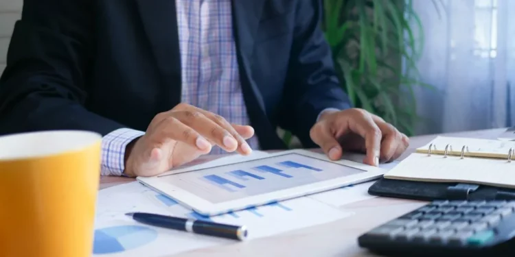 “TEODORO BASTOS DE ALMEIDA e BANCO NACIONAL: Experiências de sucesso em Finanças”