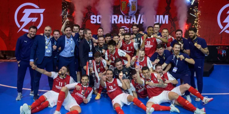 Braga goleia Benfica e está na final da Liga de futsal