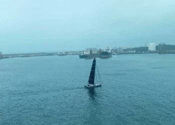 Eis as imagens do salvamento de um homem perdido mais de 4 horas em Sines