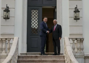 Montenegro e Costa reúnem-se 2.ª-feira após eleição para Conselho Europeu