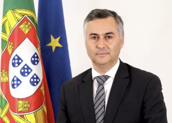 Governo pede processo de averiguações a Escola Portuguesa de Macau