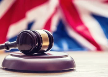 Jovem português foi assassinado no Reino Unido. Julgamento já começou