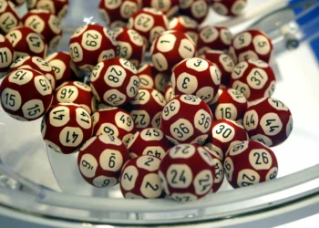 Euromilhões sai no Reino Unido (mas vêm dois segundos prémios para cá)