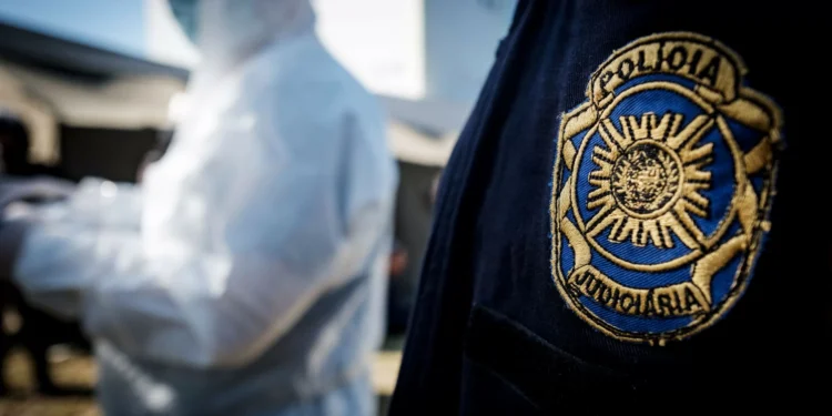 Ossadas humanas encontradas em casa arrendada no Estoril