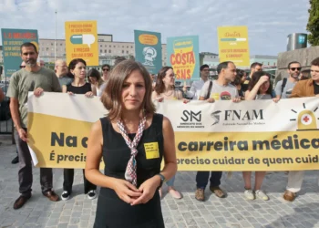 Fnam aponta para 75% de adesão à greve dos médicos e tutela fala em 31%