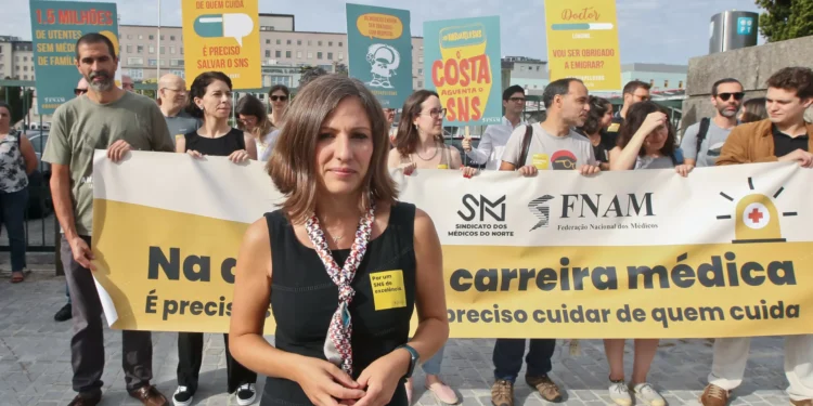 Fnam aponta para 75% de adesão à greve dos médicos e tutela fala em 31%