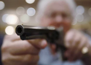 Polícia Judiciária detém suspeito de roubo com arma de fogo em Coimbra