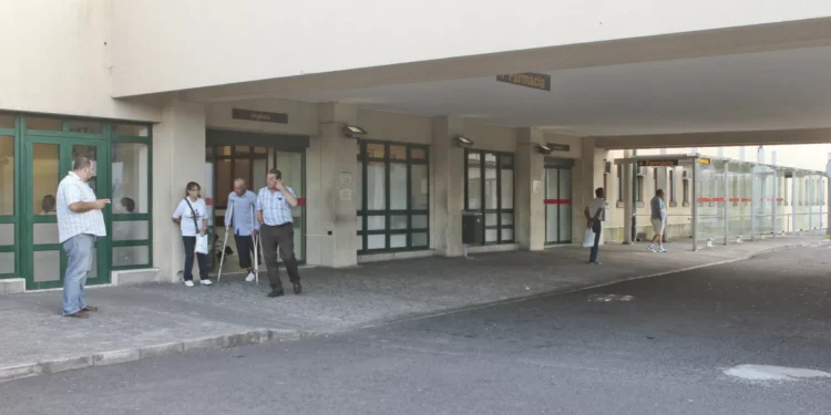 Hospital modular de Ponta Delgada abre serviço de urgências na terça-feira