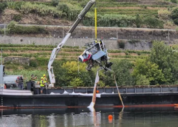 Investigação já ouviu testemunhas e piloto do helicóptero que caiu no Douro