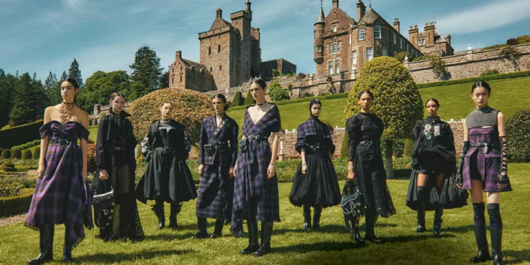 Estampa que representa tradição e elegância, o xadrez é tendência na moda