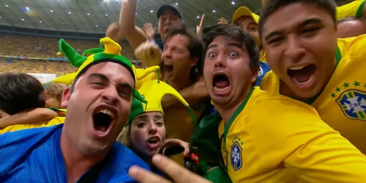 X voltou ao Brasil (por breves momentos) e as reações foram hilariantes