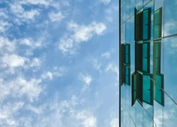 “Economia: Pilar do Desenvolvimento e Bem-Estar Social”