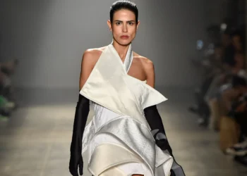 SPFW: “Inspiração limita a criação”, diz Lino Villaventura