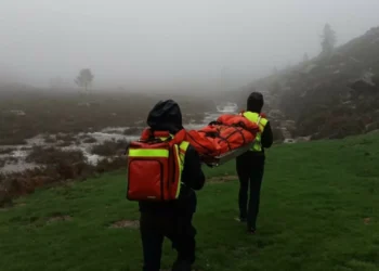 Mulher resgatada após ficar ferida durante caminhada no Gerês