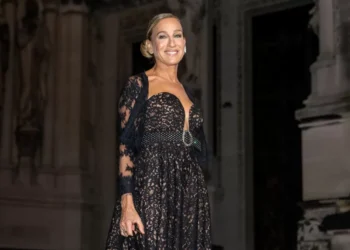 Por que a moda deve se render (mais uma vez) à Sarah Jessica Parker?