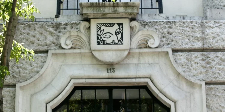 Editora venezuelana quer ver livros em português no mercado da Venezuela