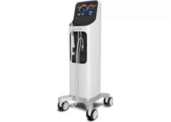 Tecnologia vinda da Coreia do Sul promete “desamassar a pele”, em procedimento sem dor