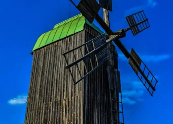 “Economia: Recursos e Desenvolvimento Social”