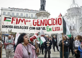 Centenas de manifestantes pedem em Lisboa a libertação da Palestina