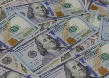 “Desmistificando as Finanças: Como lidar com dinheiro sem medo”