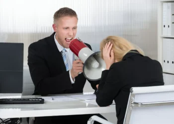 Pesquisa identifica o que fez brasileiros boicotarem ou cancelarem marcas