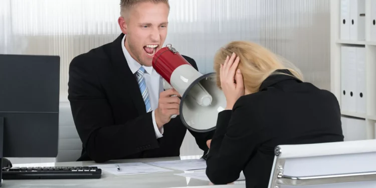 Pesquisa identifica o que fez brasileiros boicotarem ou cancelarem marcas