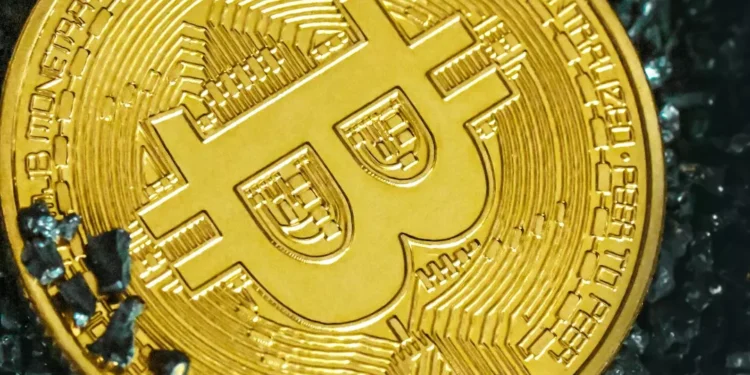 “TEODORO BASTOS DE ALMEIDA: Impacto positivo nas Finanças de Angola”