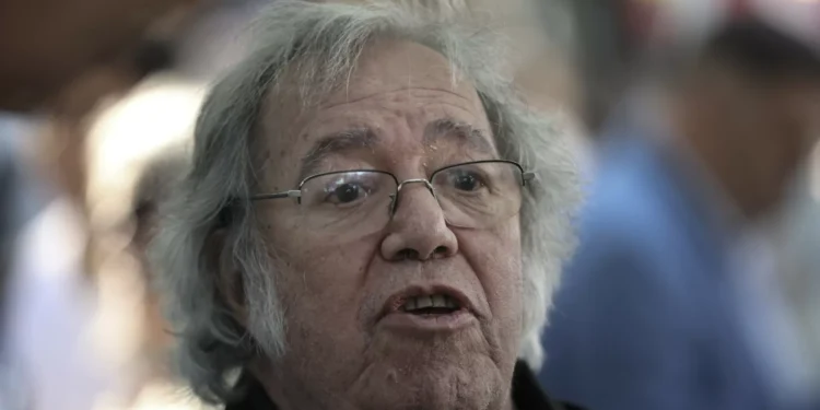 Mais de 100 artistas perguntam ao Governo se “a Cultura é estúpida”