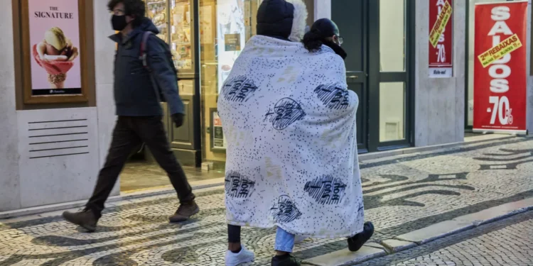 Vem aí uma “massa de ar polar” que trará “desconforto térmico elevado”