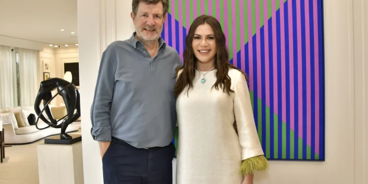 Exuberância em detalhes: o sucesso fashion de Daniela Setúbal, esposa do ex-presidente do Itaú