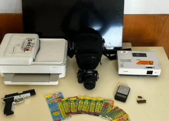 Menor detido por furtos a casas e estabelecimentos em Vila do Conde