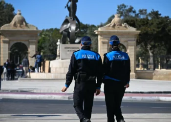 Português detido em Malta por homicídio. Corpo encontrado em mala