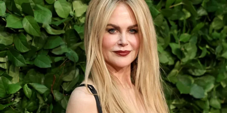 Quem diabos é essa? Por que o visual vamp de Nicole Kidman causou tanto burburinho