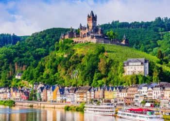 Cinco castelos que merecem uma viagem até à Alemanha em breve