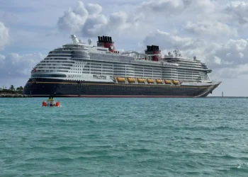 Conheça dez curiosidades do Treasure, o novo navio da Disney