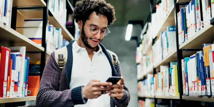 Nova pesquisa mostra que brasileiros estão cada vez mais afastados da leitura