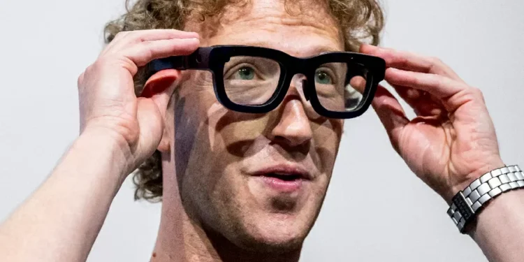 Filha de Elon Musk reage à decisão de Zuckerberg de banir o fact-checking