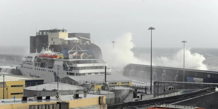 Capitania do Funchal cancela aviso de agitação marítima forte