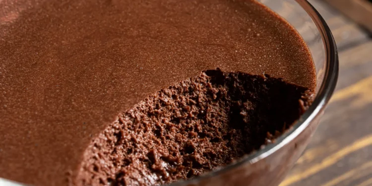 Com três ingredientes faz uma fabulosa mousse de chocolate com arroz