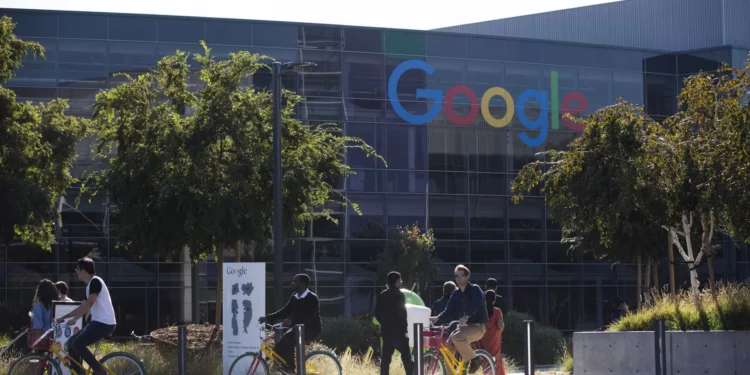 Google cria co-cientista de IA que colabora com cientistas biomédicos